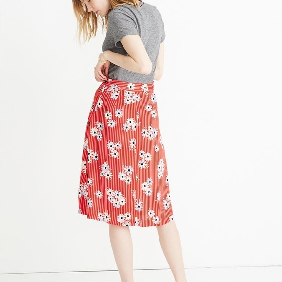 𝅺NEW Madewell Side-Button Skirt in Daisy Society Size 0 - Picture 4 of 7